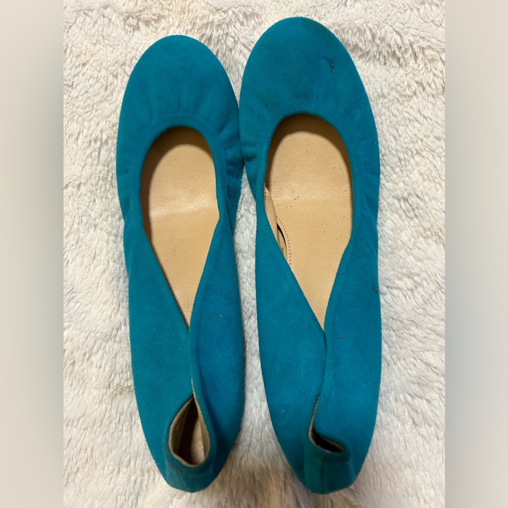 J.Crew teal velvety ballerina slip one! Super comfy and a great color! Sz9